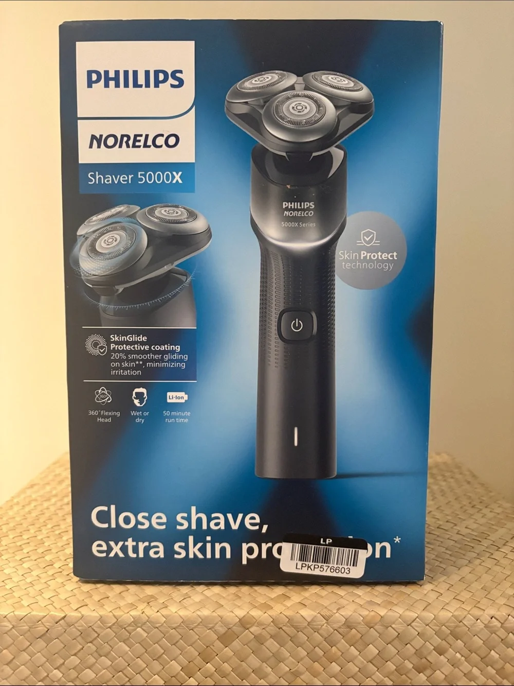 New Sealed Philips Norelco Shaver 5000X Skin Protect Black Wet Dry SkinGlide
